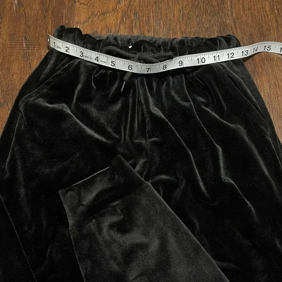 Love Streak Velour Lounge Jogger Sweatpants - Picture 5 of 8